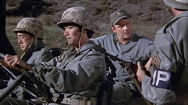 ⁣MASH S05E09 - The Korean Surgeon