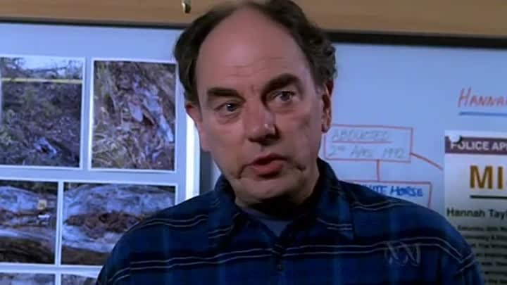 ⁣New Tricks (2005) S2E3 - Trust Me