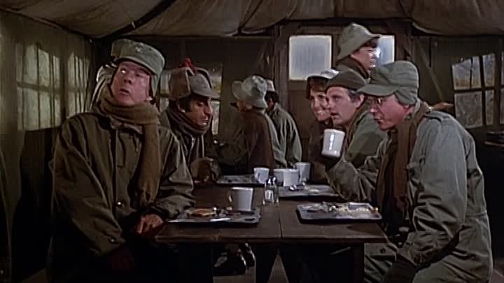 ⁣MASH S06E06 - The Light that Fails