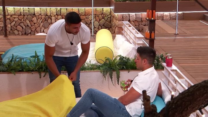 ⁣Love Island S05E04 1080p AMZN WEB-DL DDP2 0 H 264-NTb[EZTVx to] mkv