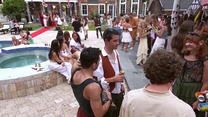 ⁣Summer House S10E05 720p WEB H264-JFF