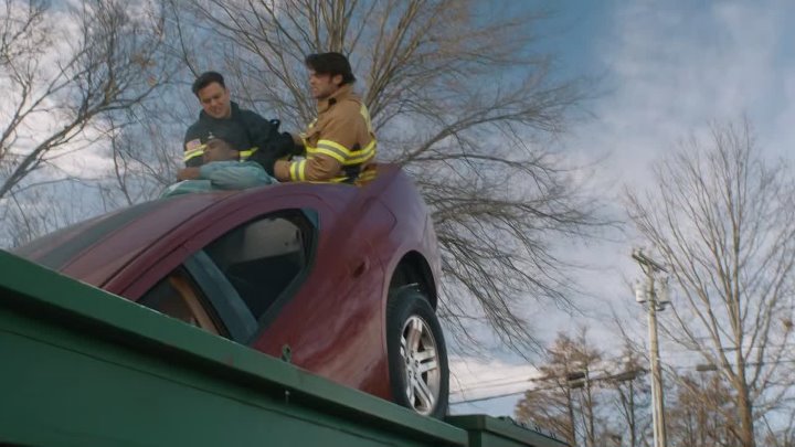 ⁣9-1-1 Nashville S01E12 720p HEVC x265-MeGusta