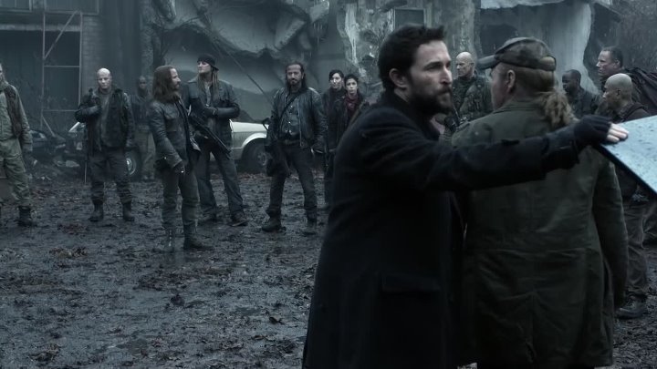 ⁣Falling Skies - Complete Series - Mp4 x264 AC3 1080p