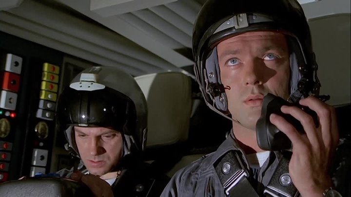 ⁣UFO S01E04 Exposed 720p BluRay DD5 1 H 264-NTb