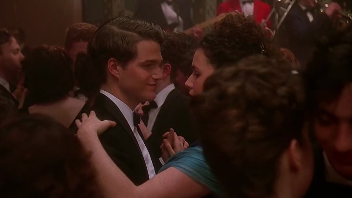 ⁣Circle Of Friends (1995) (720p) EngSoft Subs Incl' 🌻 90's Movies