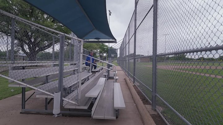 ⁣Predator Hunters S01E03