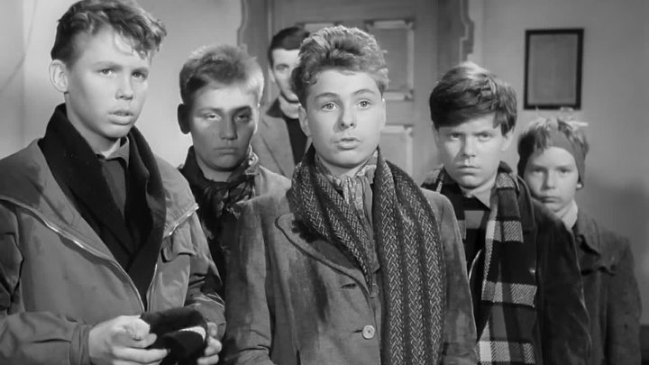 ⁣Flying Classroom (1954) (1080p) +subtitle🌻 Foreign Language Films & Tv