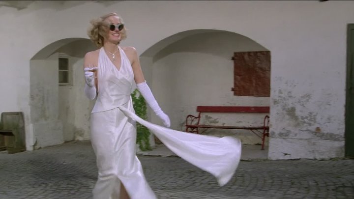 ⁣The Lady Vanishes (1979) (1080p)