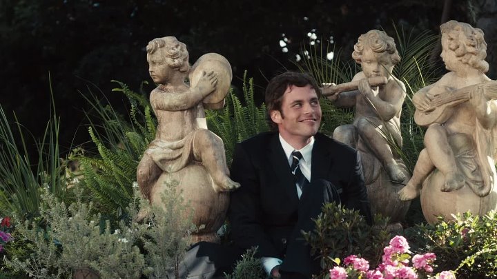 ⁣Death At A Funeral (2010) (1080p)🌻 00's & Up Movies