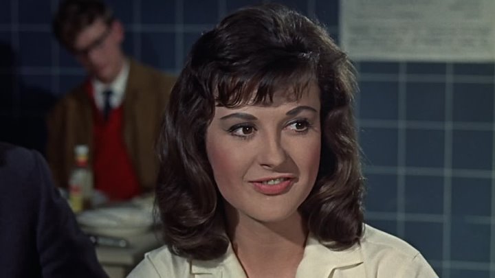 ⁣Raising The Wind (1961) (1080p)🌻 Classic & Older Hollywood Films