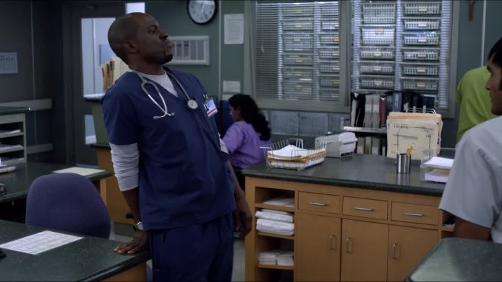 ⁣Nurse Jackie [S03E6] When the Saints Go
