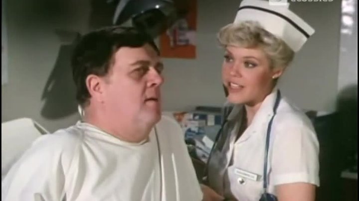 ⁣Trapper John, M D [S02E16] King of the Road