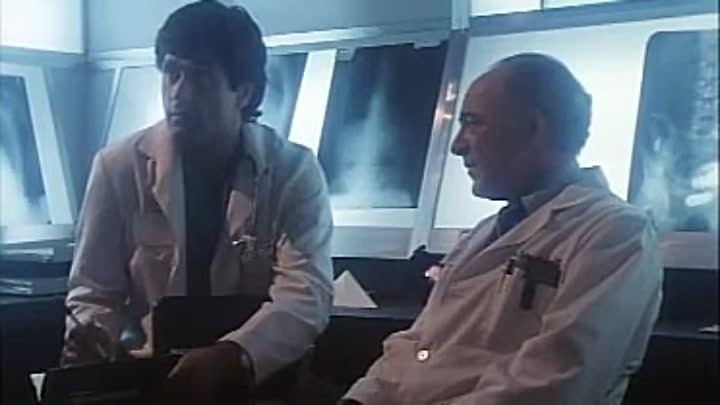 ⁣St Elsewhere S02E09 AIDS and Comfort