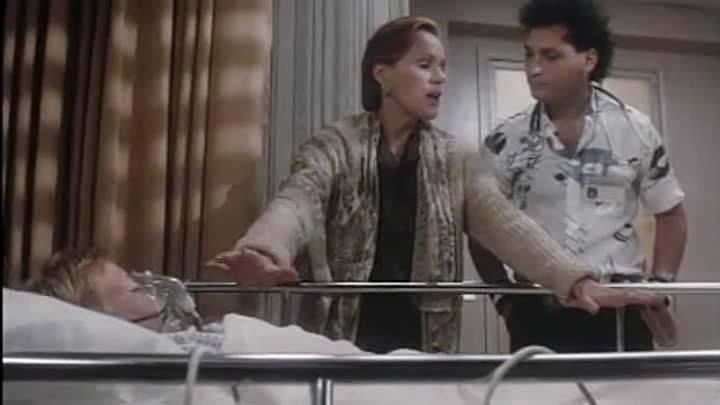 ⁣St Elsewhere S03E02 Playing God (2)