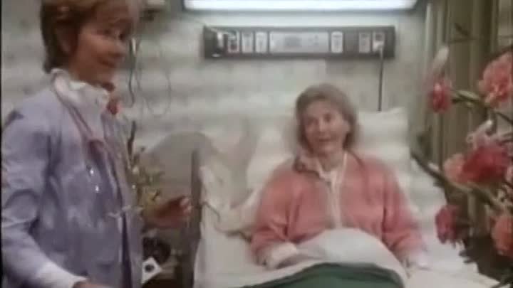 ⁣St Elsewhere S04E14 Family Ties