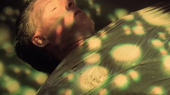 ⁣Babylon 5 [S02E11] All Alone in the Night