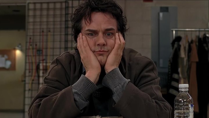 ⁣Slings & Arrows (2003) - S03E01 - Divided Kingdom