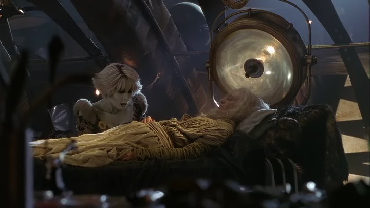 ⁣Farscape (1999) - S02E16 - The Locket - 4K AI Remaster