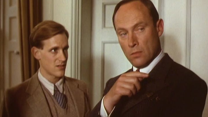 ⁣The Inspector Alleyn Mysteries S01E02 - A Man Lay Dead