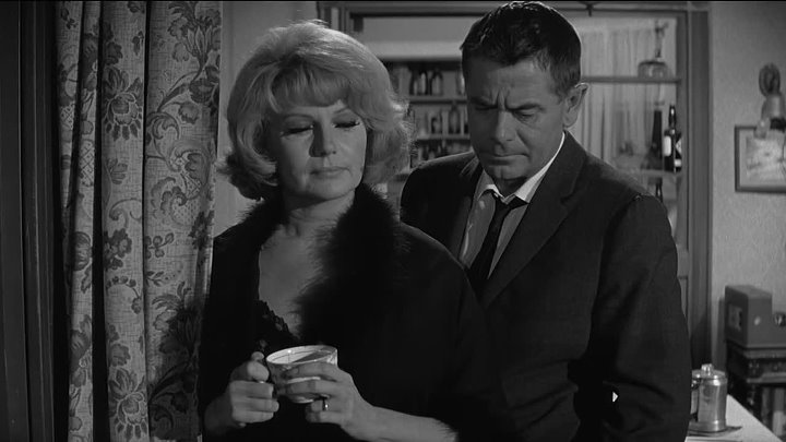 ⁣The Money Trap (1965) (1080p)