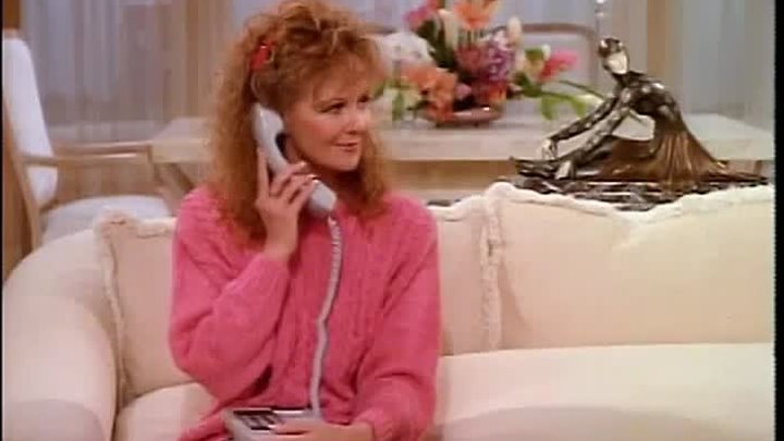 ⁣Coach S01E10 Define Romance