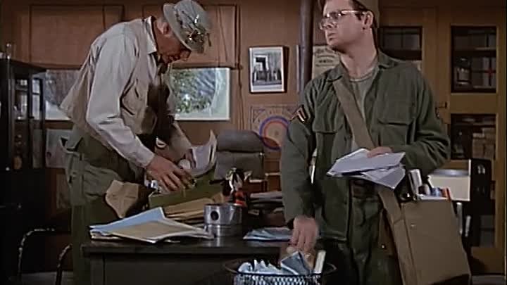 ⁣M*A*S*H S2 E23 ∙ Mail Call