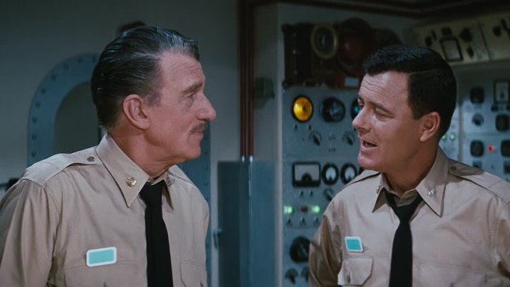 ⁣Voyage To The Bottom Of The Sea (1961) (1080p)🌻 Movies