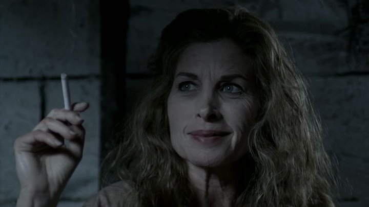 ⁣The Girl Next Door (2007) (720p)🌻 Movies