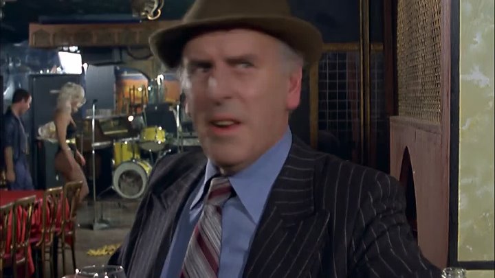 ⁣Minder - S3 E3 - Rembrandt Doesn't Live Here Anymore (1080p)