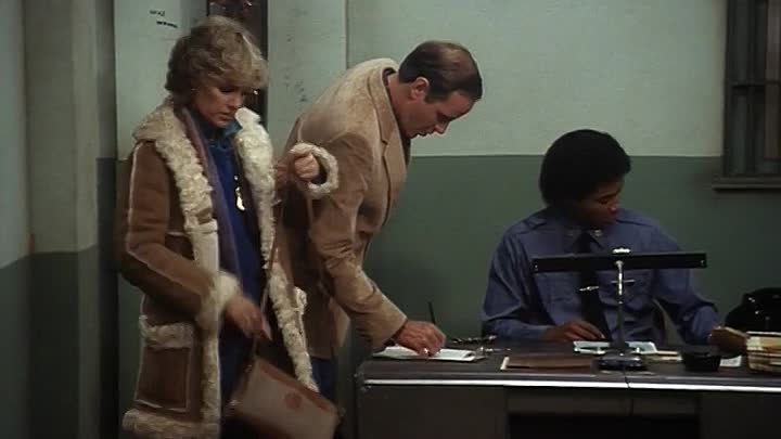 ⁣Cagney & Lacey S05E13 Act of Conscience