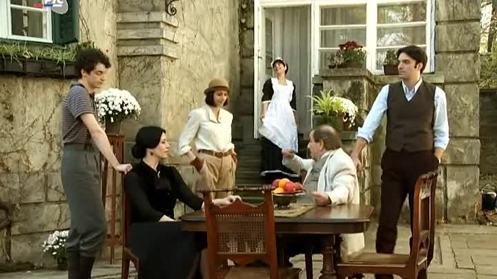 ⁣Nepobedivo srce (2011) Epizoda 02