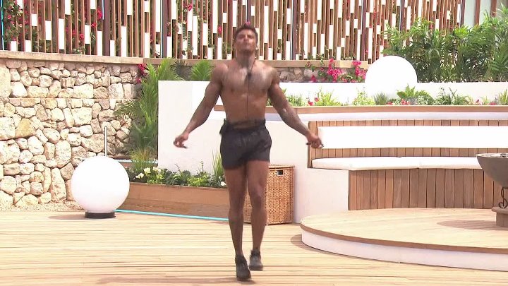 ⁣Love Island S05E09 1080p AMZN WEB-DL DDP2 0 H 264-NTb