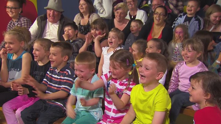 ⁣Sooty 2011 S02E25 1080p WEB H264-SKYFiRE