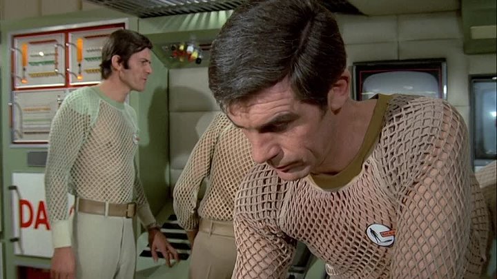 ⁣UFO S01E13 Close Up 720p BluRay DD5 1 H 264-NTb