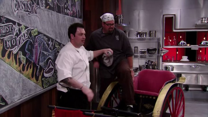 ⁣Cutthroat Kitchen S11E04 I Love It When You Call Me Big Papaya 720p HEVC x2