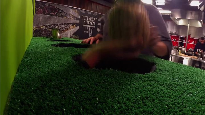 ⁣Cutthroat Kitchen S11E17 Chocotage XXL 720p HEVC x265-MeGusta