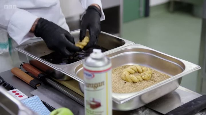 ⁣Great British Menu S21E04 Scotland Starter and Fish 1080p HEVC x265-MeGusta