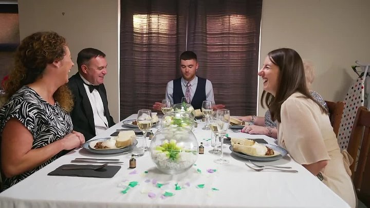 ⁣Come Dine With Me S2026E08 South Wales Daffyd 720p WEB H264-JFF