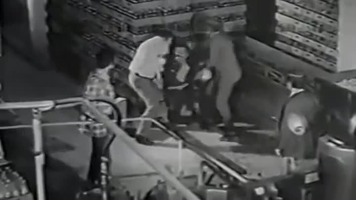 ⁣Cehennemde Şenlik Var (1970) 480p WEBRİp x264 -TR -YESILCAM TV