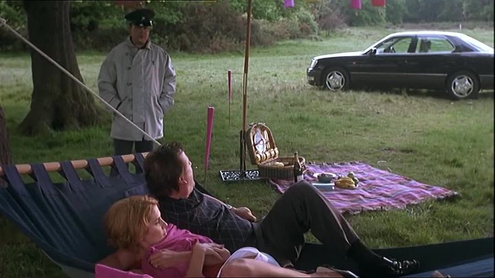 ⁣Love Honor And Obey 2000 720p WEBRip x264 AAC-[YTS BZ]