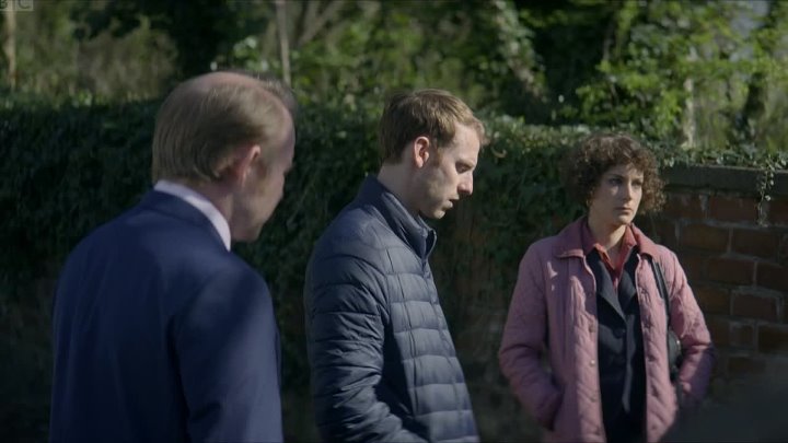 ⁣Four Lives [S01E02] (1080p)