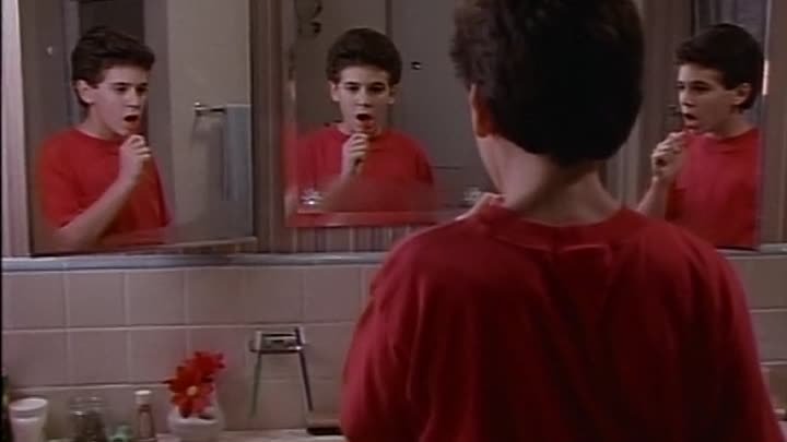 ⁣The Wonder Years [S04E18] Separate Rooms