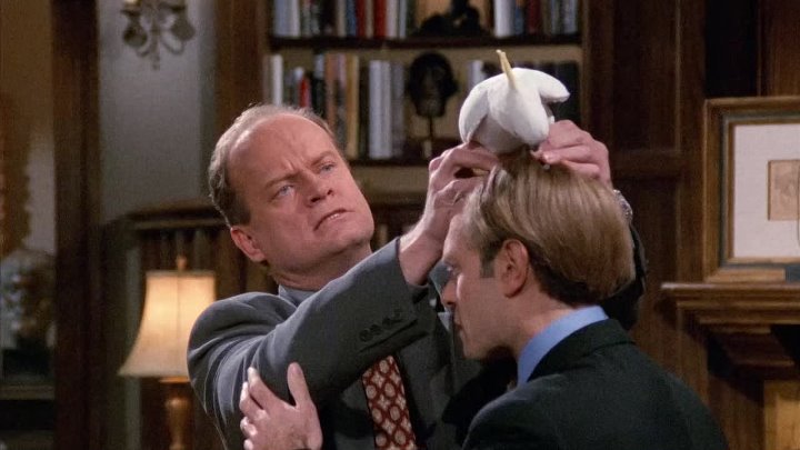 ⁣Frasier [S04E14] (1080p) To Kill a Talking Bird