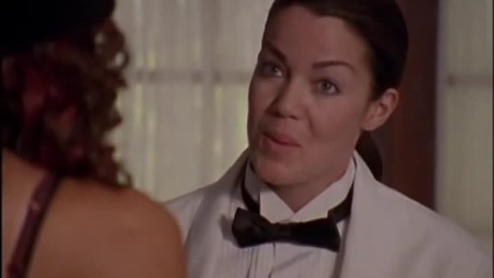 ⁣She Spies - S1E9 - Spies vs Spy