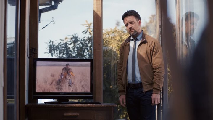 ⁣Hinterland - 104 The girl in the Water