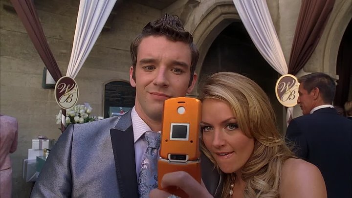 ⁣Ugly Betty [S02E07] A Nice Day for a Posh Wedding