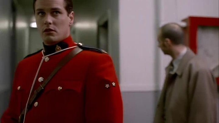 ⁣Due South - S02E04 - Bird in the Hand