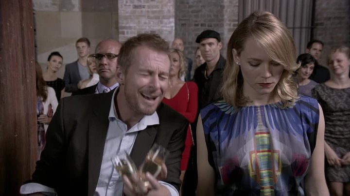 ⁣Rake S02E04 - R v Floyd