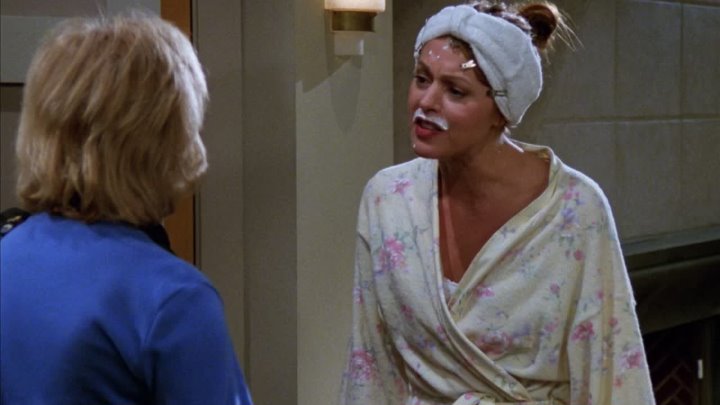 ⁣Frasier [S07E22] (1080p) Dark Side of the Moon