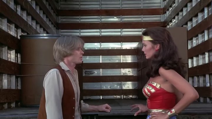 ⁣Wonder Woman [S03E02] Hot Wheels (1980) (720p) [HEVCx265]